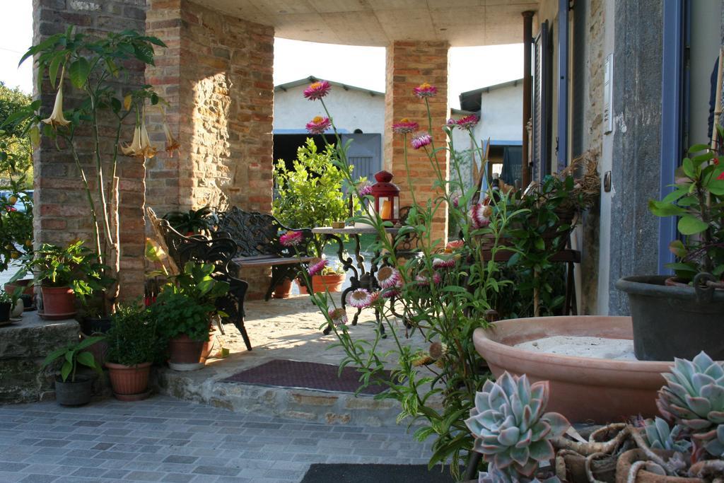 Cascina Giardini Guest House Alba  Room photo